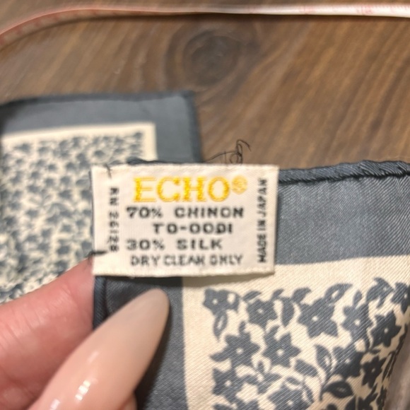 Echo vintage silk blend scarf 23” - Picture 7 of 7